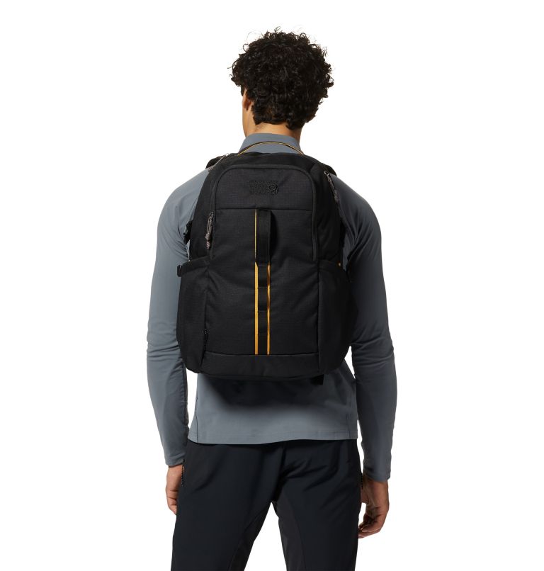 Black Outdoor Mountain Hardwear Wakatu 28 Backpacks | UK-401639